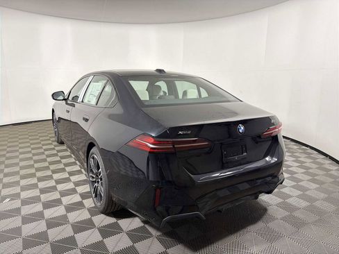 New 2026 BMW 530i xDrive w/ M Sport Package image 3