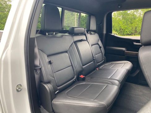 Used 2021 Chevrolet Silverado 1500 LT Trail Boss w/ Convenience Package II AWD/4WD image 40