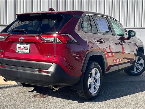Used 2024 Toyota RAV4 LE image 17