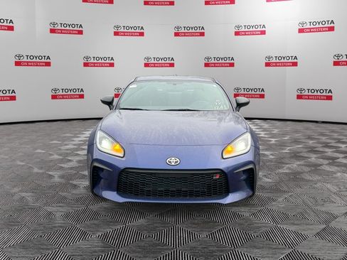Used 2025 Toyota GR86 Premium image 8