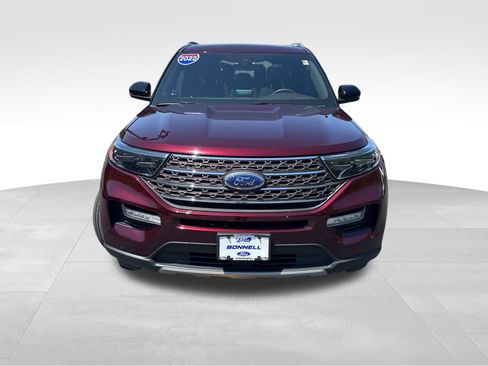 Used 2022 Ford Explorer King Ranch w/ Premium Technology Package image 9