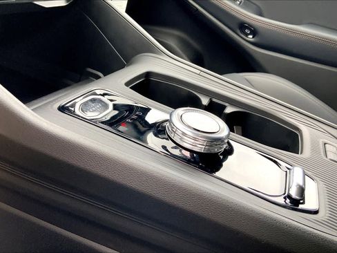 New 2026 Jeep Cherokee Limited image 7