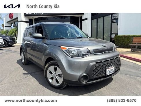Used 2016 Kia Soul FWD image 1