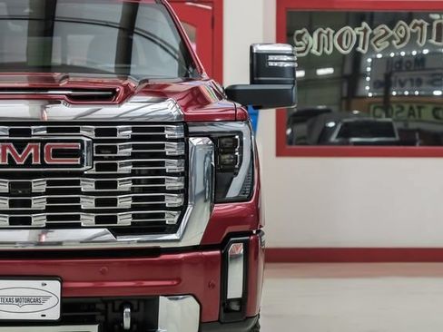 Used 2024 GMC Sierra 2500 Denali w/ Denali Reserve Package AWD/4WD image 43