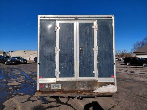Used 2020 Chevrolet Express 3500 w/ Driver Convenience Package image 12