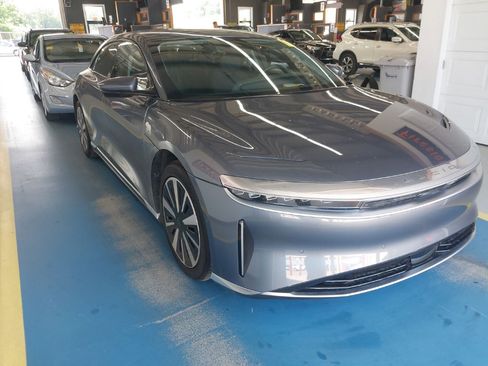 Used 2025 Lucid Air Touring AWD/4WD image 3