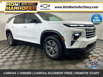 Used 2025 Chevrolet Traverse LT