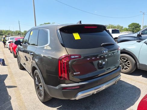 Used 2021 Kia Telluride SX w/ SX Prestige Package image 3