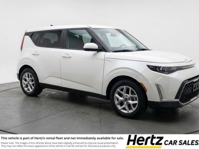 Used 2025 Kia Soul LX w/ LX Technology Package