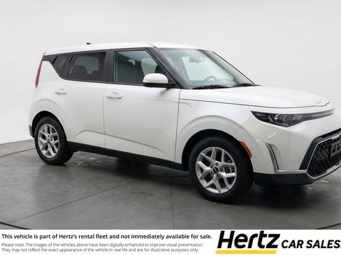 Used 2025 Kia Soul LX w/ LX Technology Package image 1