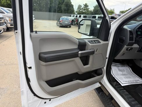 Used 2019 Ford F150 XLT RWD image 8