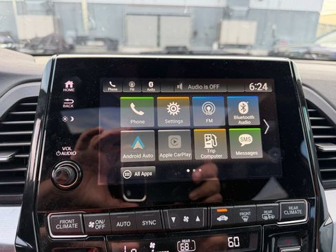 Used 2024 Honda Odyssey Sport image 9