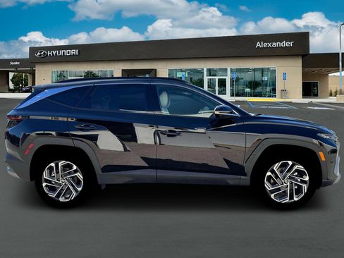 New 2026 Hyundai Tucson Limited AWD/4WD image 9