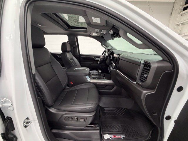 Certified 2022 Chevrolet Silverado 1500 LTZ w/ LTZ Premium Package AWD/4WD image 28