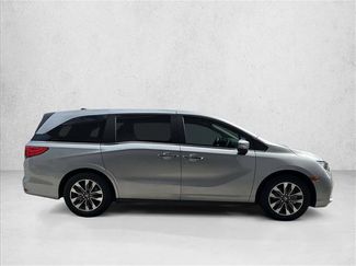 Used 2024 Honda Odyssey EX-L video 4