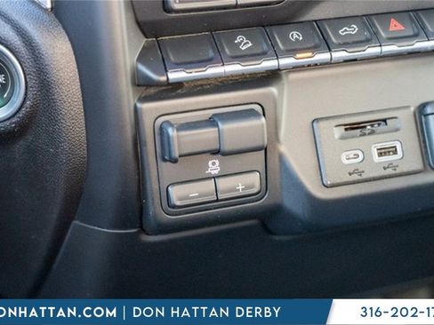 Used 2021 GMC Sierra 1500 SLT w/ X31 Off-Road Package image 13