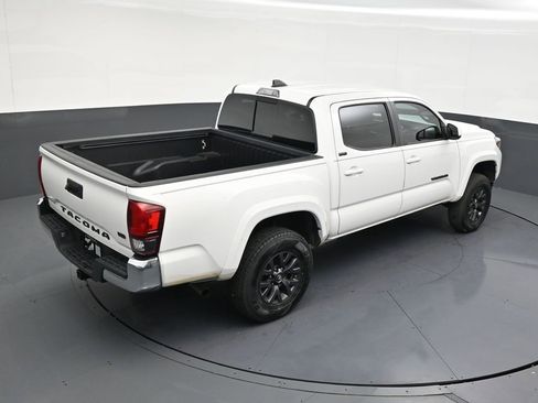 Used 2021 Toyota Tacoma SR5 image 17