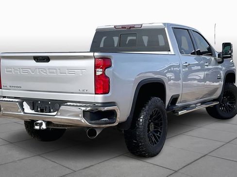 Used 2020 Chevrolet Silverado 2500 LTZ w/ LTZ Texas Edition image 14