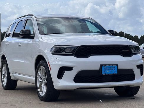 Used 2024 Dodge Durango GT image 11