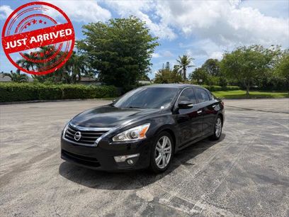 Used 2013 Nissan Altima 3.5 SV