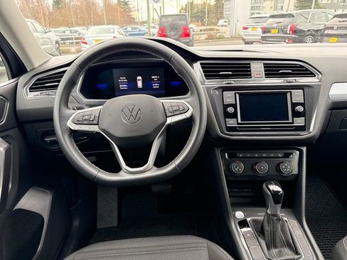 Used 2023 Volkswagen Tiguan S image 22