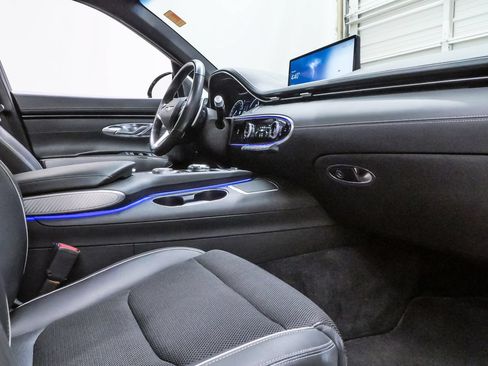 Certified 2023 Genesis GV70 2.5T w/ Sport Prestige Package AWD/4WD image 13
