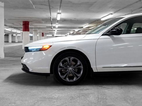 Certified 2023 Honda Accord EX image 14