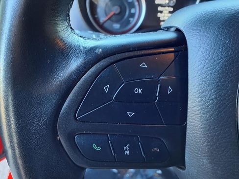 Used 2022 Dodge Charger SXT image 7