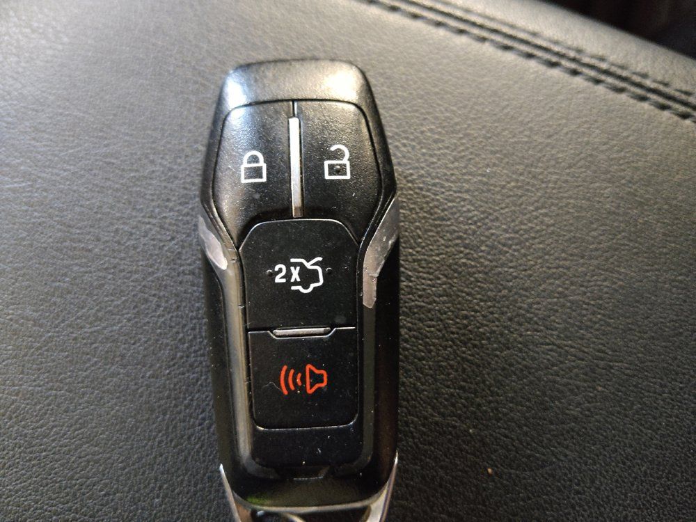 Used 2015 Ford Edge SE FWD image 32