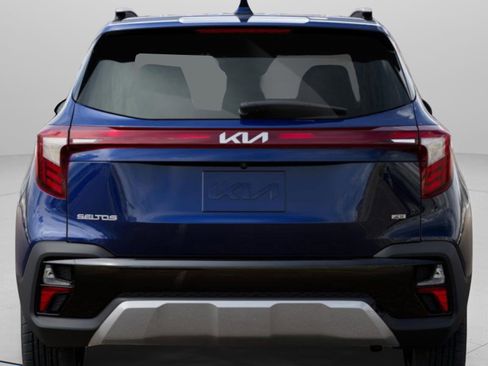 New 2026 Kia Seltos EX image 7