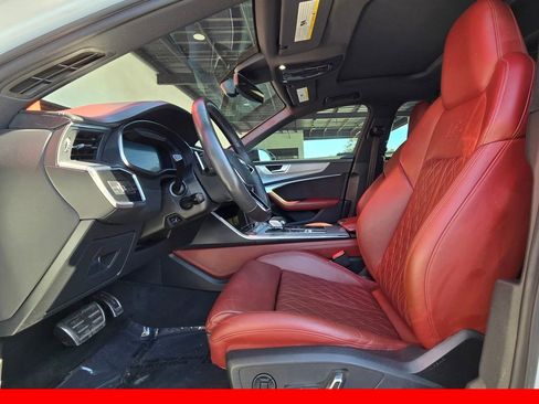 Used 2021 Audi S6 Prestige w/ Prestige Package image 2