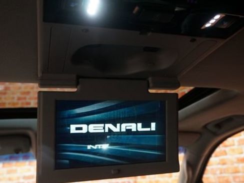 Used 2019 GMC Yukon Denali w/ Denali Ultimate Package AWD/4WD image 13