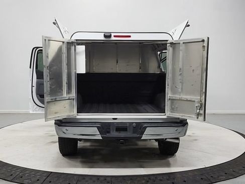 Used 2023 Ford F150 Lariat AWD/4WD image 14