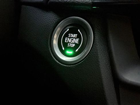 Used 2020 Cadillac CT4 Luxury w/ Sun And Sound Package AWD/4WD image 39