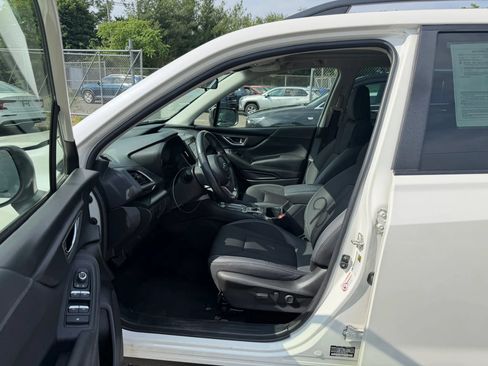 Used 2020 Subaru Forester Premium AWD/4WD image 25