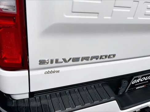 Used 2022 Chevrolet Silverado 1500 RST w/ Texas Edition Plus RWD image 30