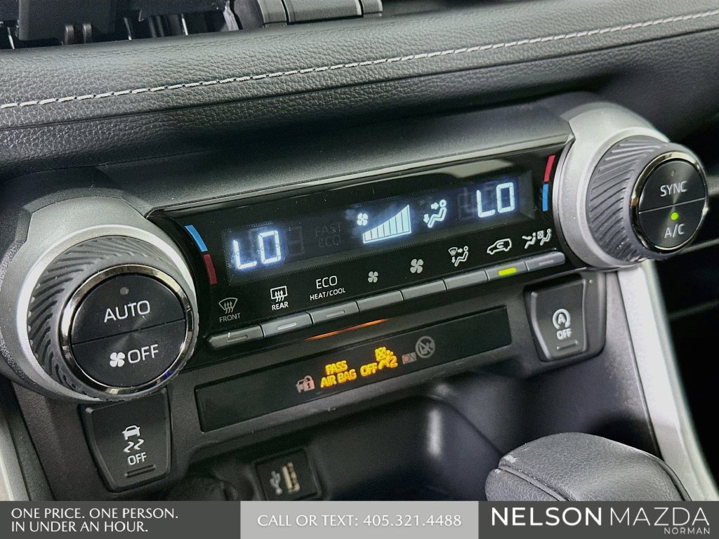 Used 2025 Toyota RAV4 XLE FWD image 18