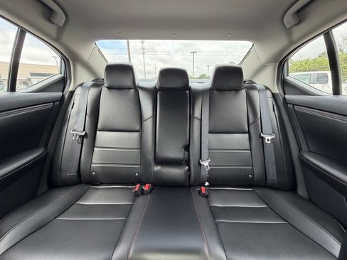 Used 2024 Nissan Sentra SR w/ SR Premium Package FWD image 25