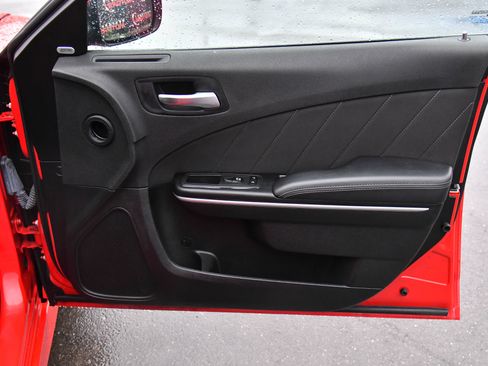 Used 2022 Dodge Charger GT image 36