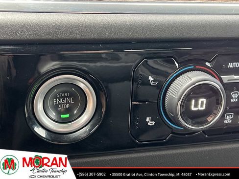 Certified 2024 Chevrolet Silverado 1500 LT AWD/4WD image 24