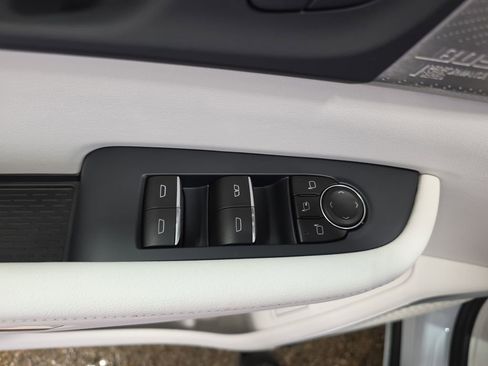 New 2026 Buick Enclave Avenir w/ Super Cruise Package AWD/4WD image 27