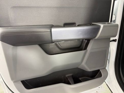 Used 2023 Ford F250 XLT w/ Snow Plow Prep Package image 26