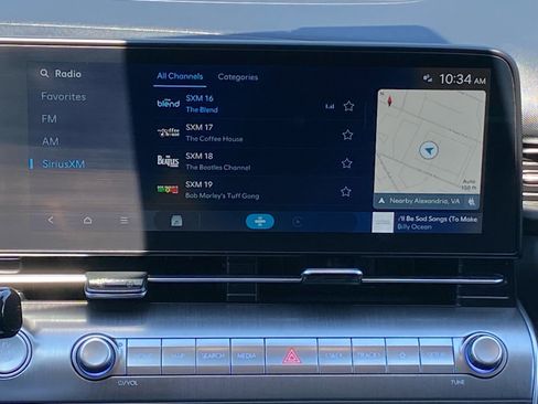 Used 2024 Hyundai Kona Limited FWD image 10