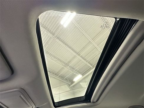 Used 2024 Honda Accord Touring image 29