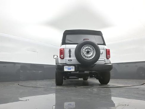 New 2026 Ford Bronco Base image 31