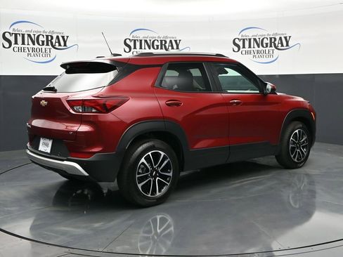 Used 2025 Chevrolet TrailBlazer LT w/ Convenience Package image 7