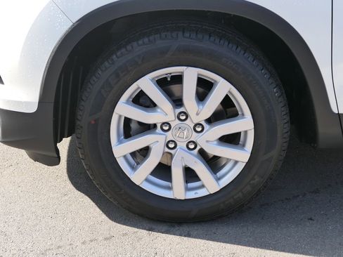Used 2018 Honda Pilot EX image 10