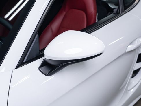 Used 2024 Porsche 718 Cayman S image 41