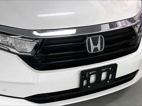 Used 2023 Honda Odyssey Elite image 31