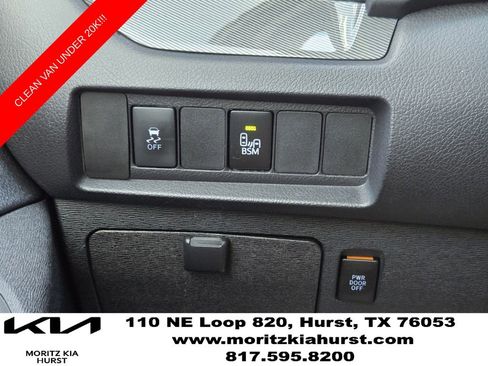 Used 2017 Toyota Sienna SE FWD image 24